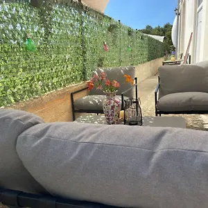  Apartment La