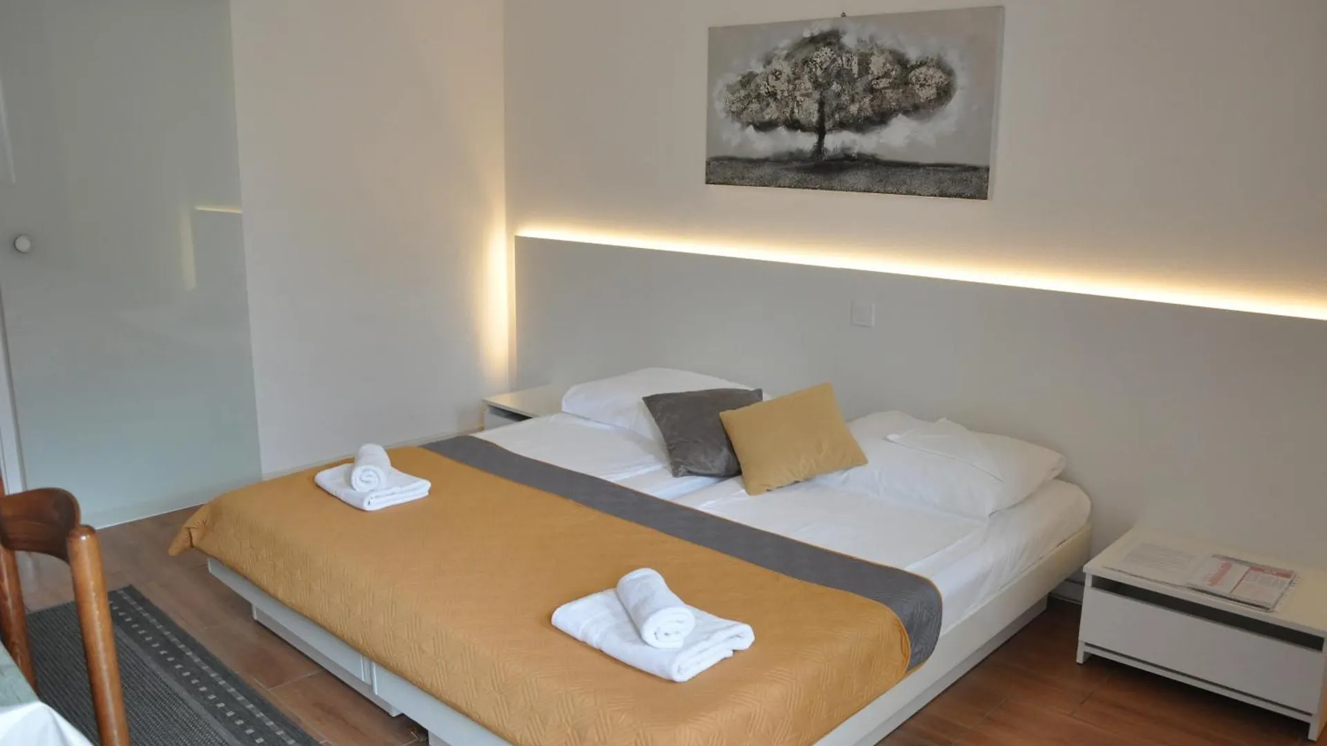 Apartments Matesic Zara